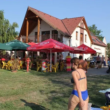 In Siofok/balaton 34631